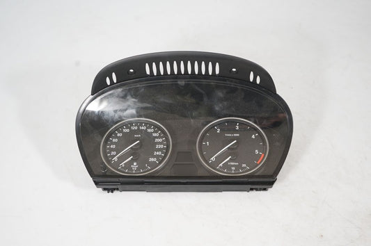Speedometer (instrument cluster)