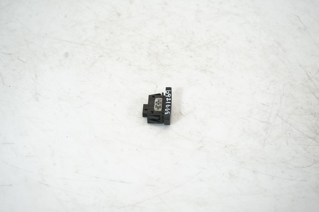 Other switches/knobs/shifts (4)