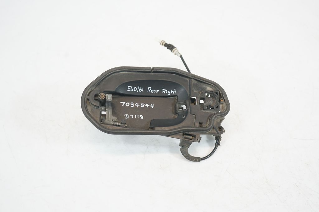 Rear door exterior handle