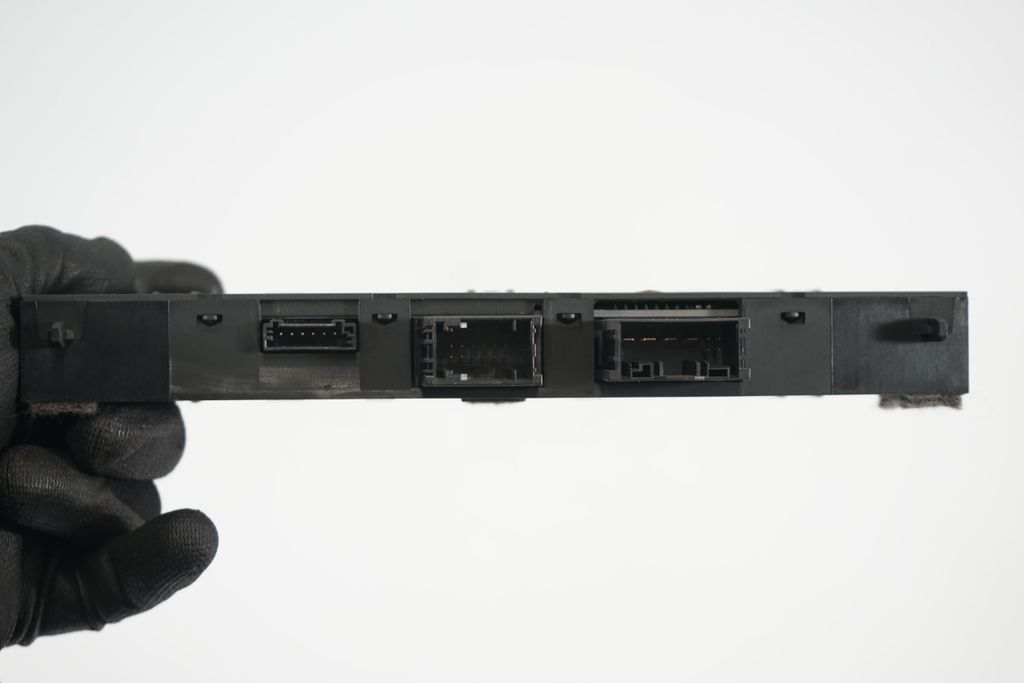 Seat heating switch (7)