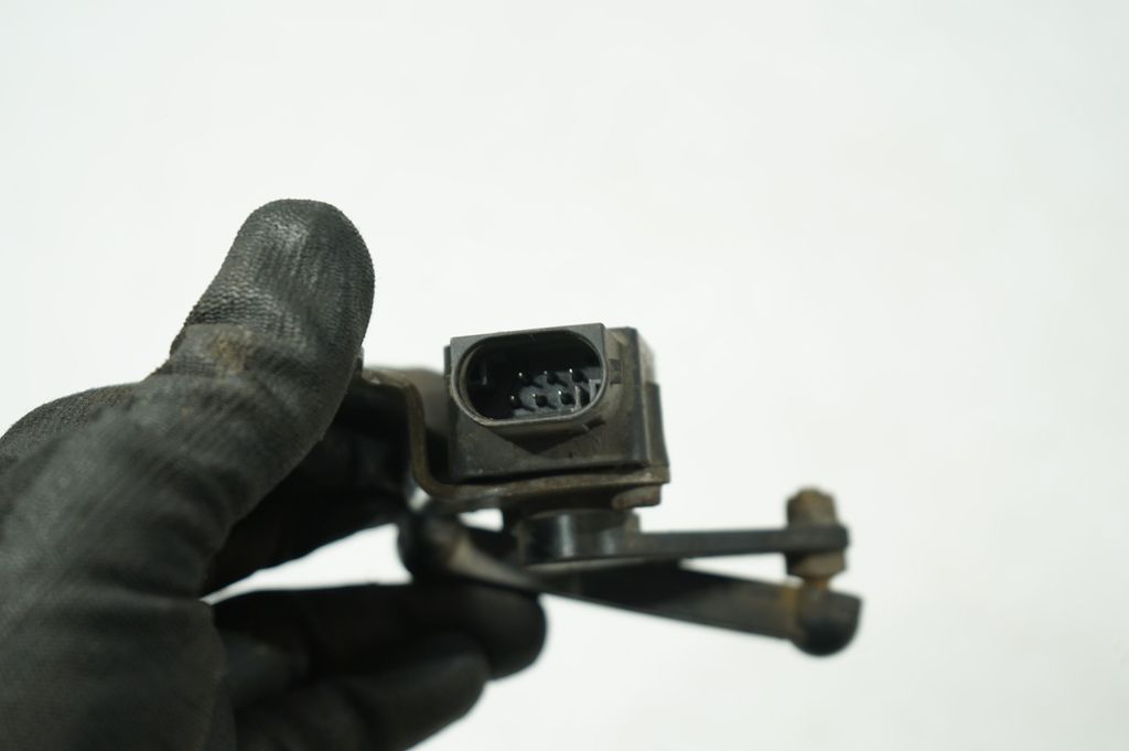 Headlight/headlamp level sensor (6)
