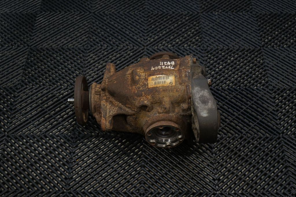 Rear differential (3)