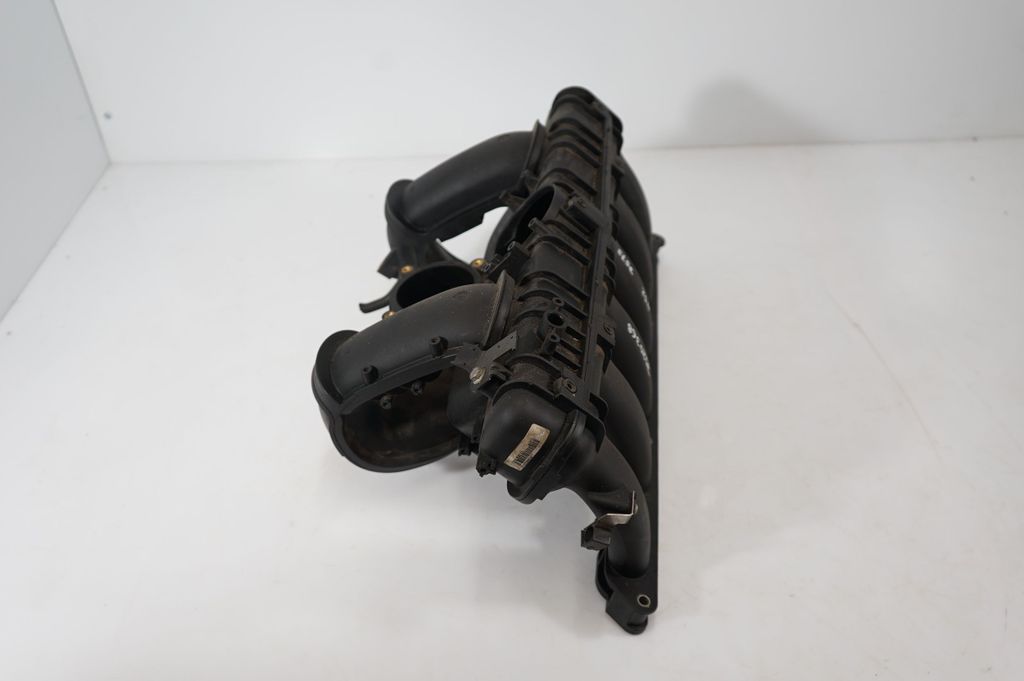 Intake manifold (4)
