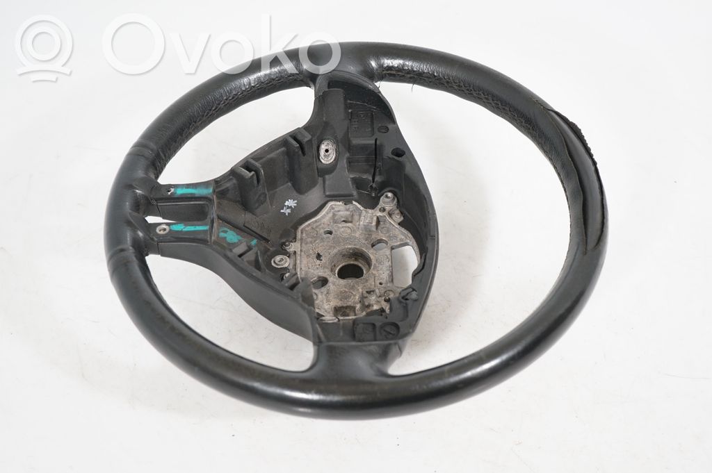 Steering wheel (2)