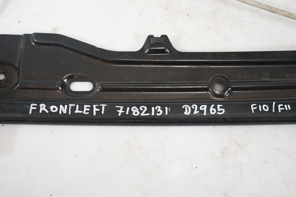 Front door window regulator with motor (9)