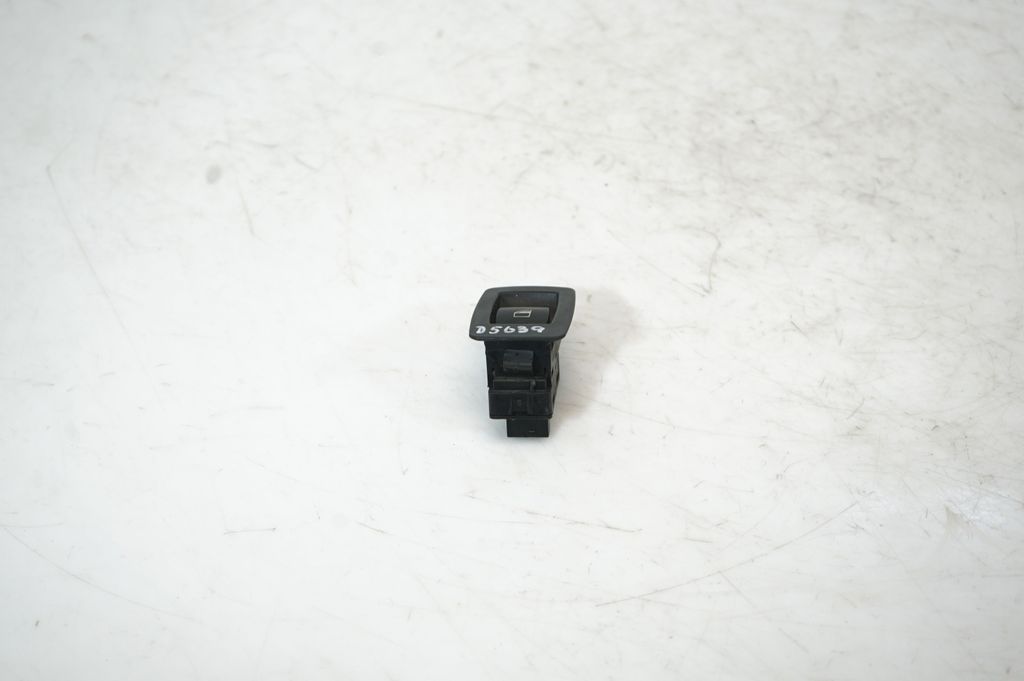 Electric window control switch (3)