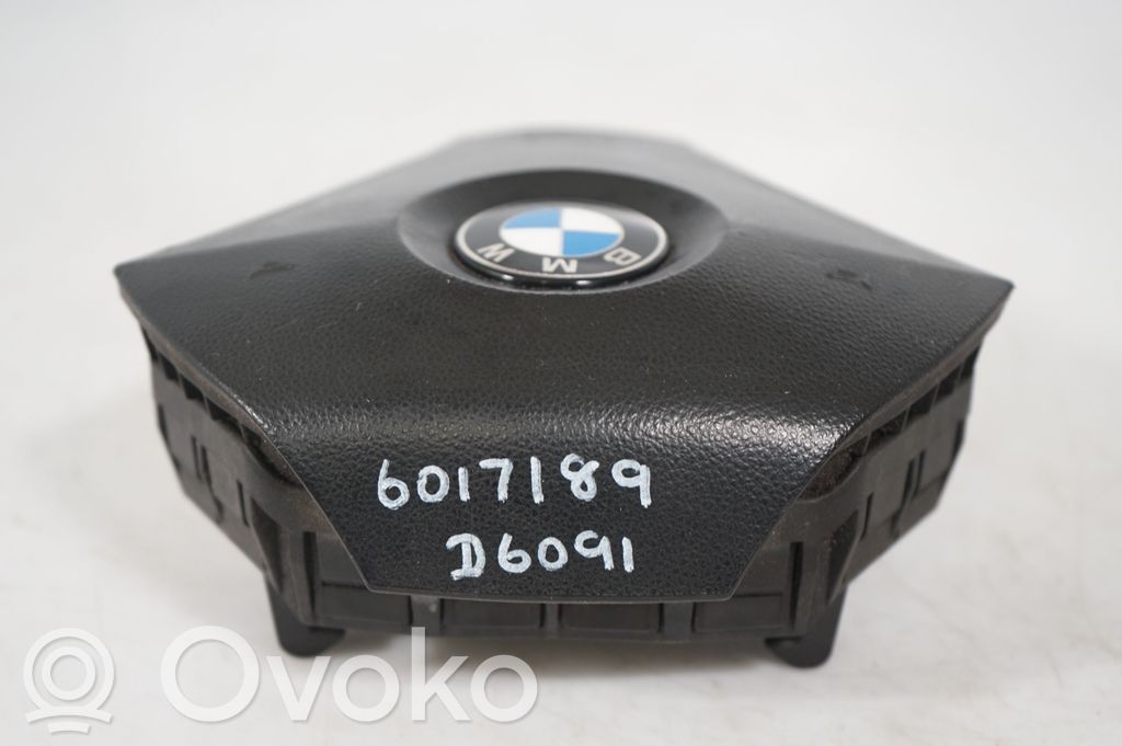 Steering wheel airbag (9)