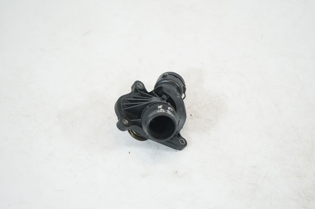 Thermostat/thermostat housing (4)