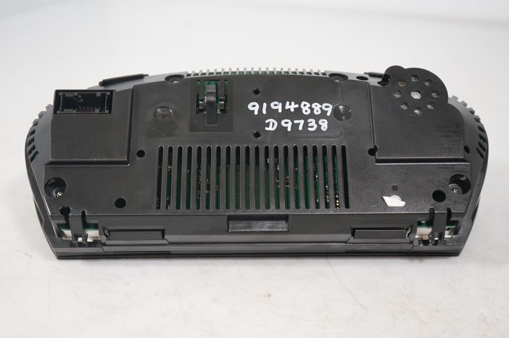 Speedometer (instrument cluster) (7)