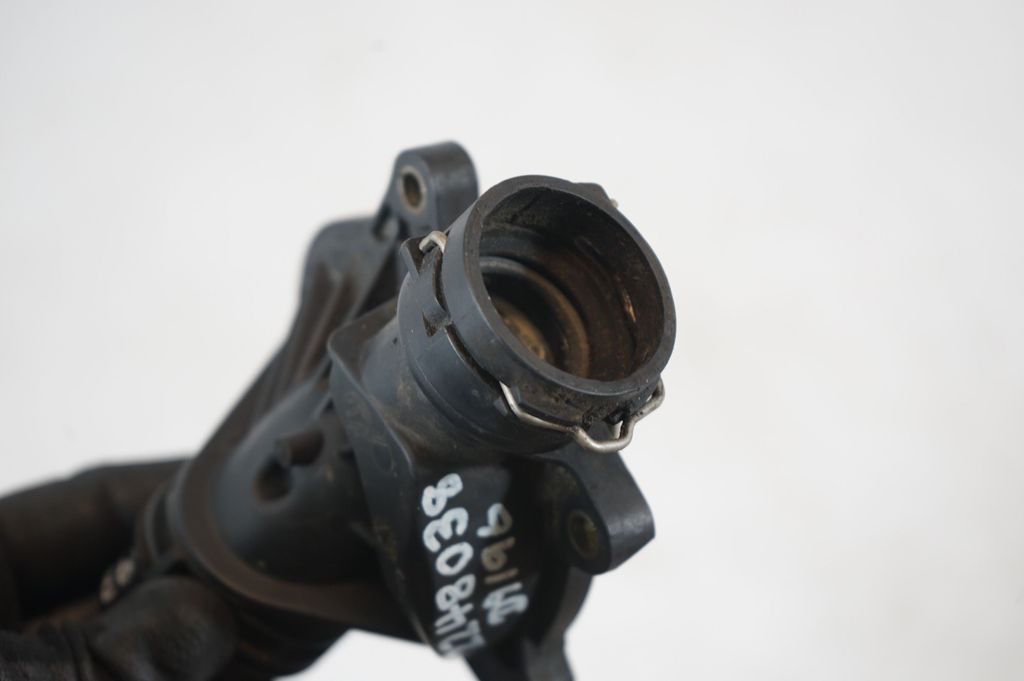 Thermostat/thermostat housing (6)