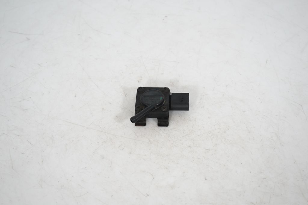 Exhaust gas pressure sensor (2)
