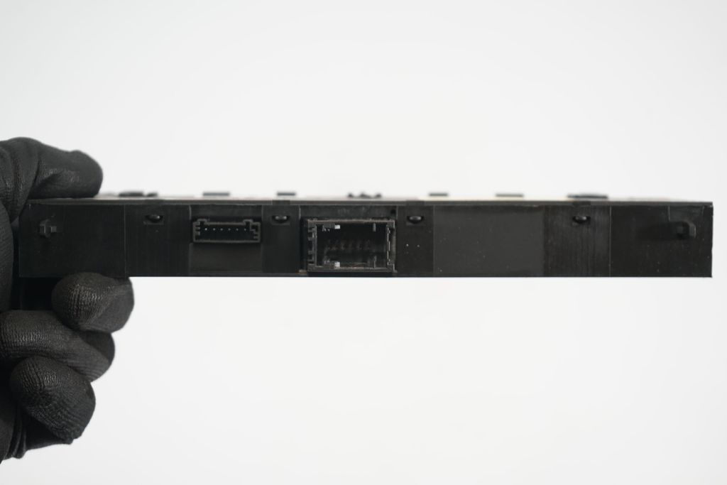 Parking (PDC) sensor switch (7)