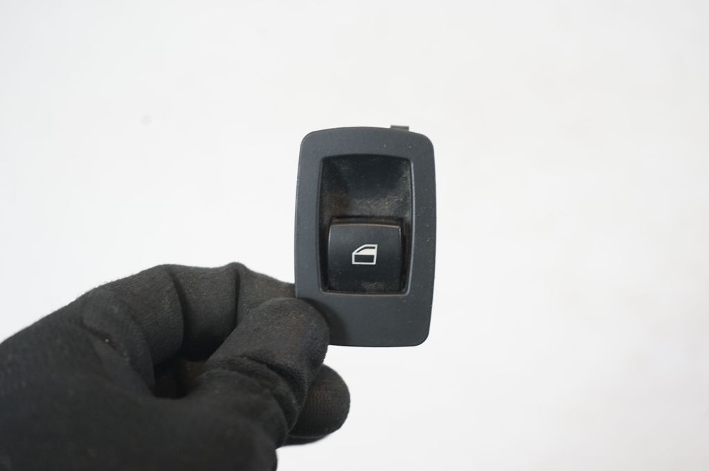Electric window control switch (6)