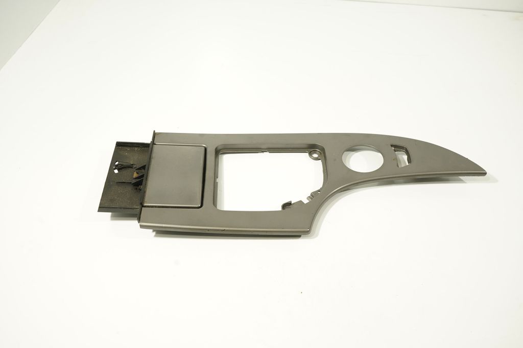 Gear shifter surround trim plastic (2)