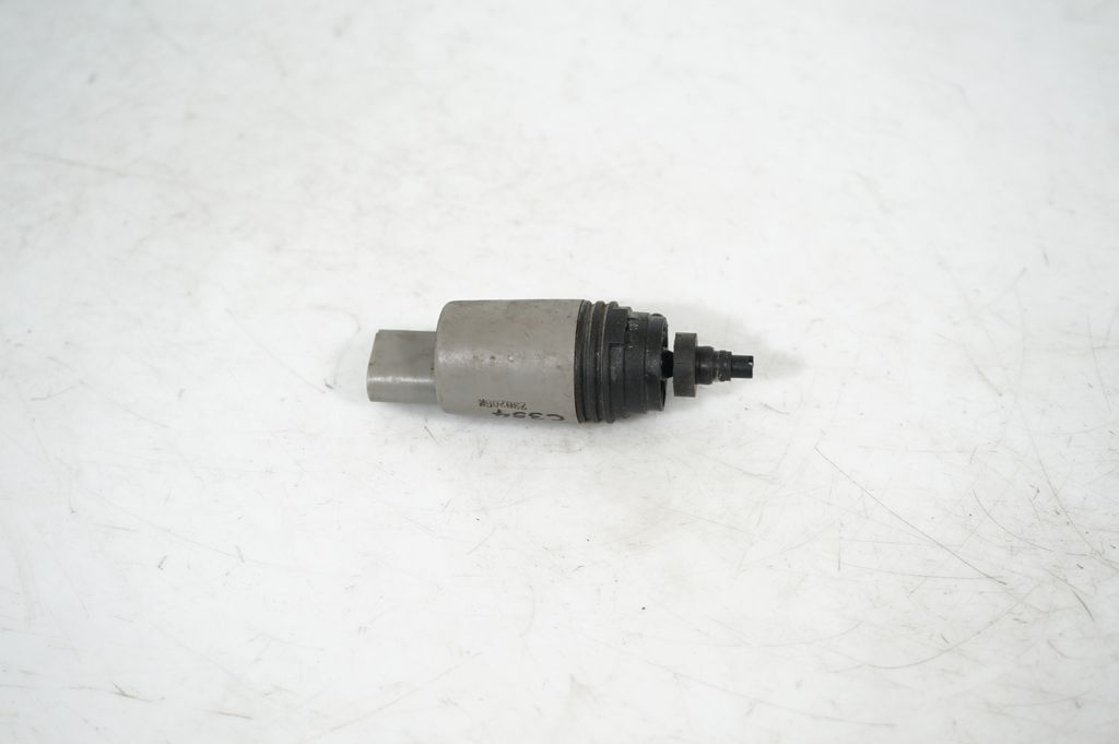 Windscreen/windshield washer pump (5)