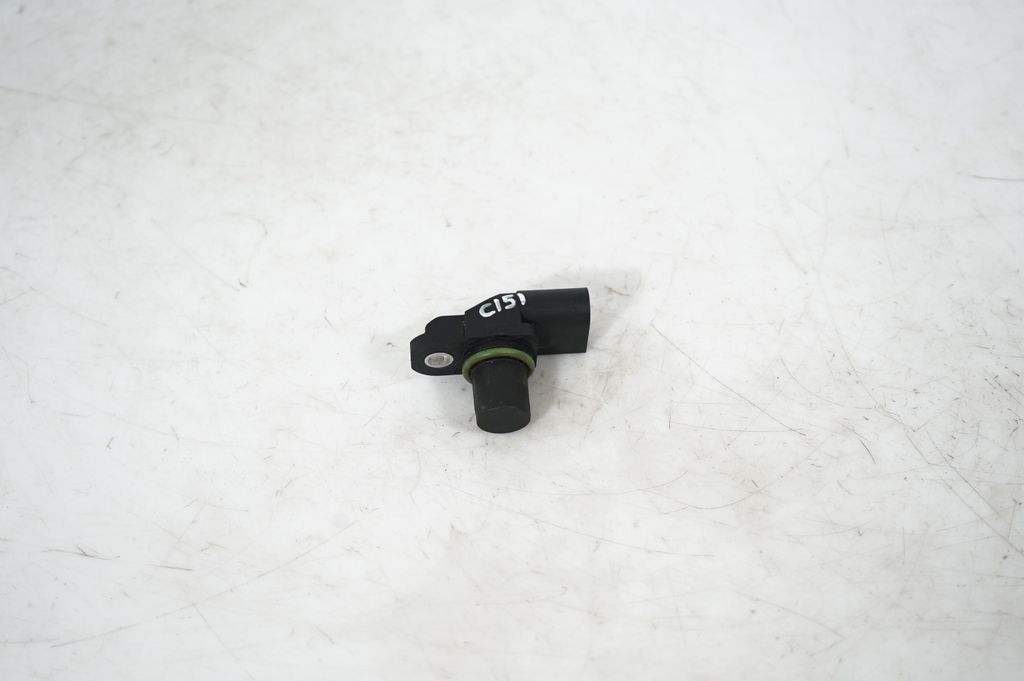 Camshaft position sensor (5)