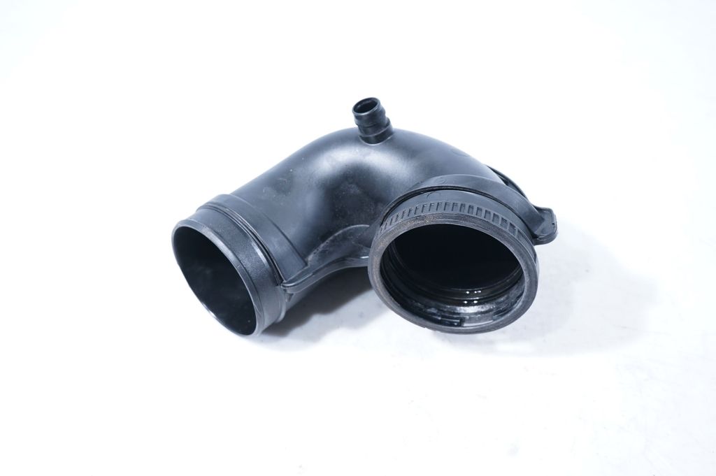 Air intake hose/pipe