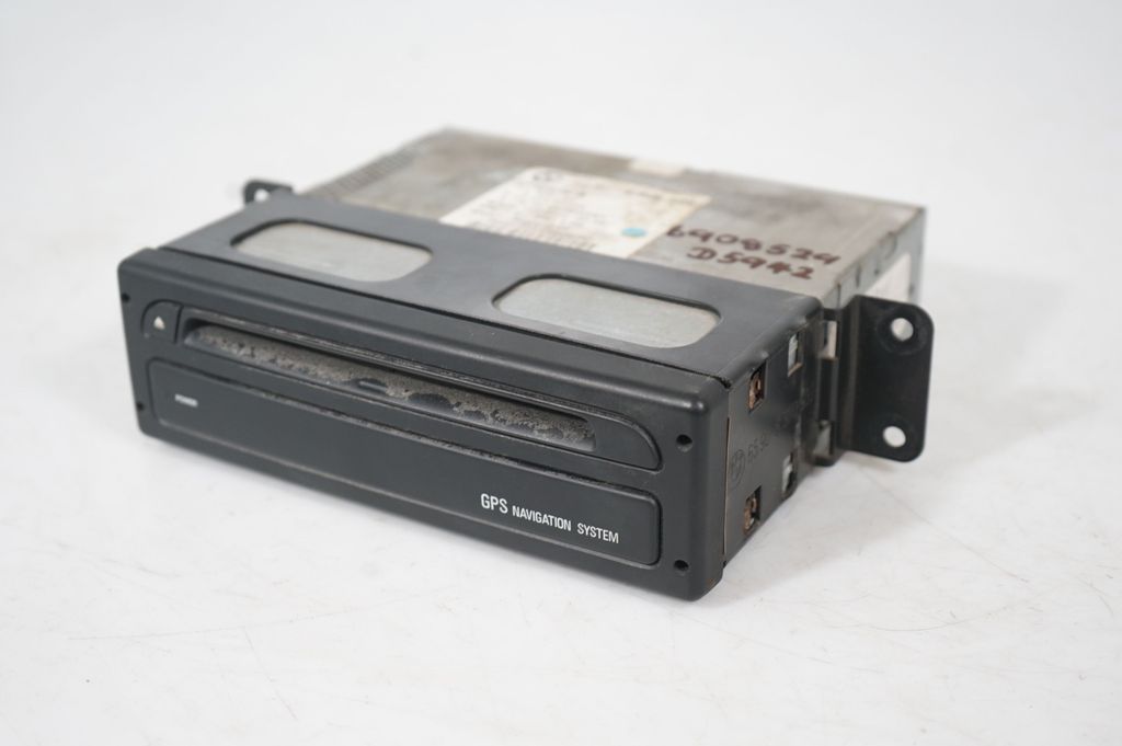 Navigation unit CD/DVD player (6)