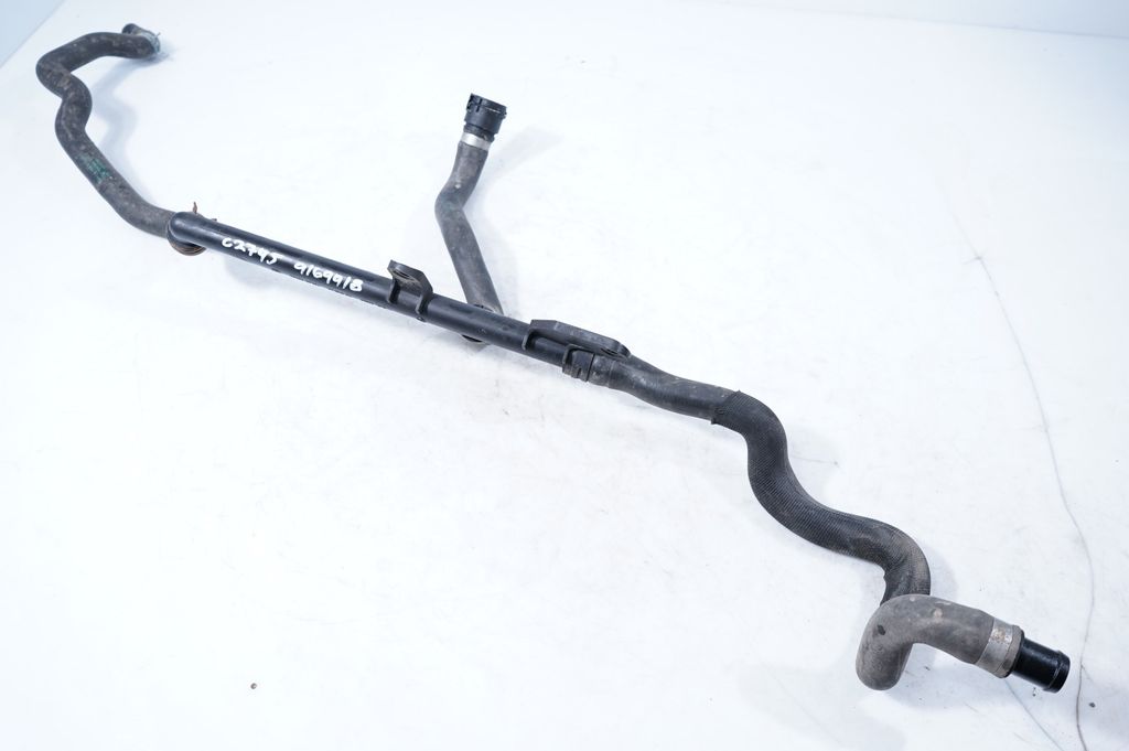 Engine coolant pipe/hose