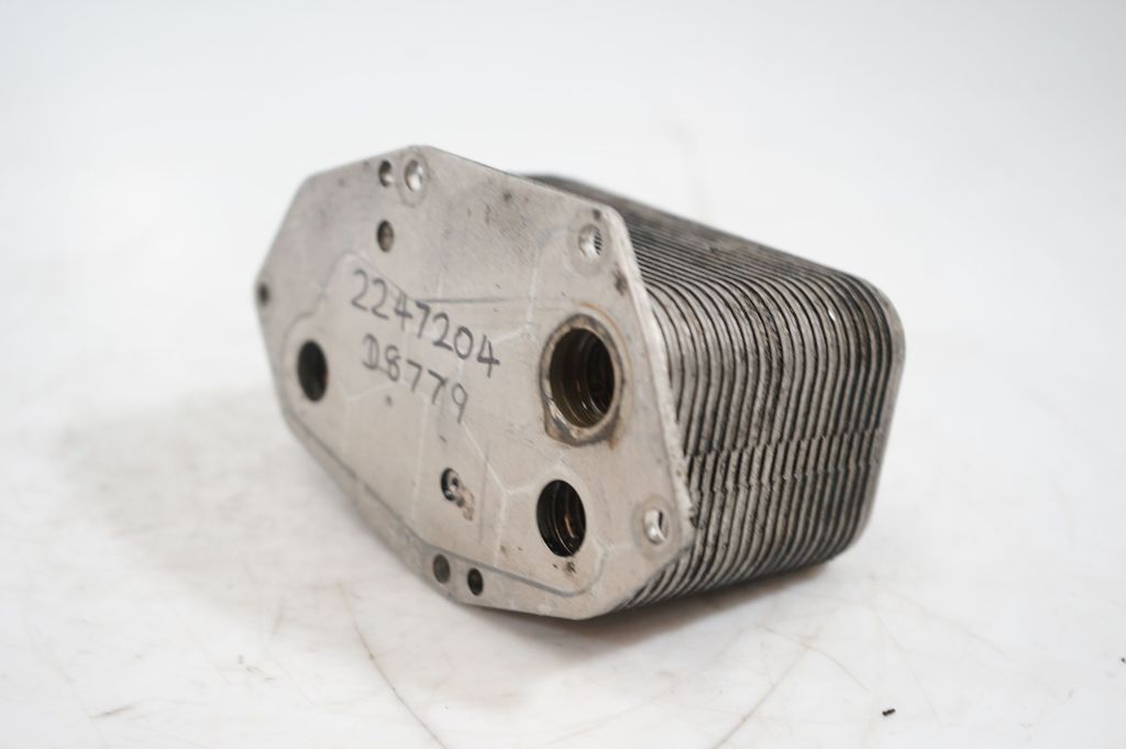 Oil filter mounting bracket (4)