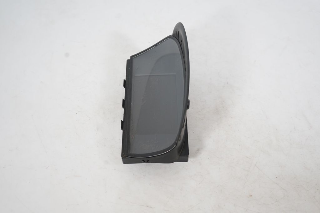 Screen/display/small screen (2)