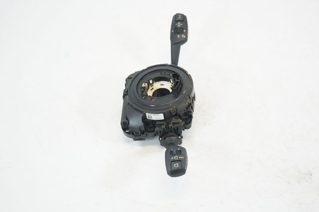 Wiper turn signal indicator stalk/switch (2)