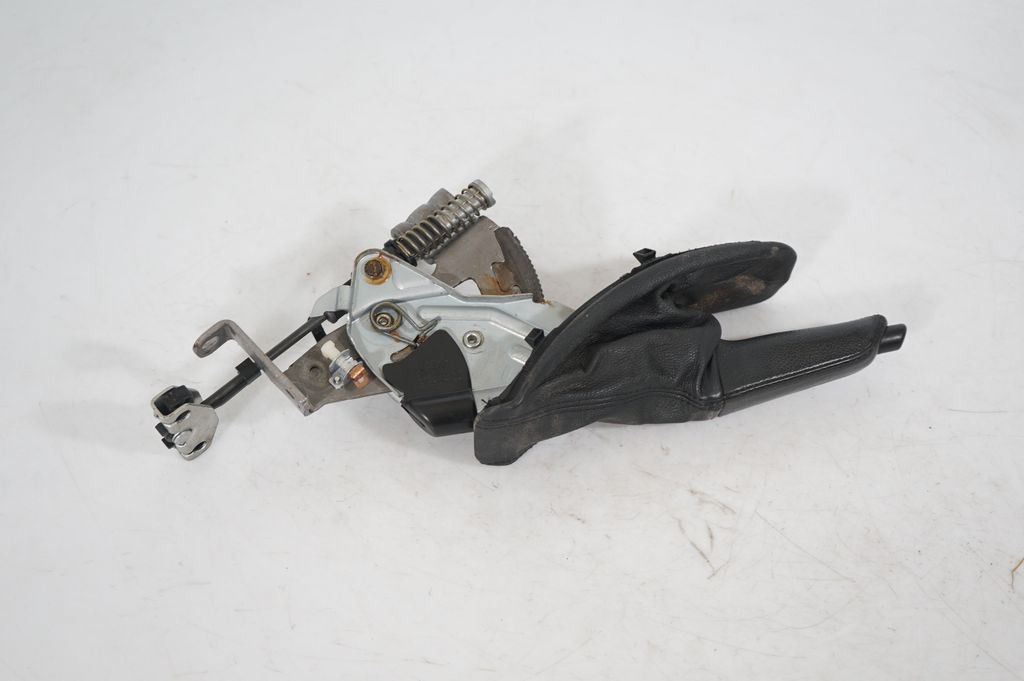 Handbrake/parking brake lever assembly (5)
