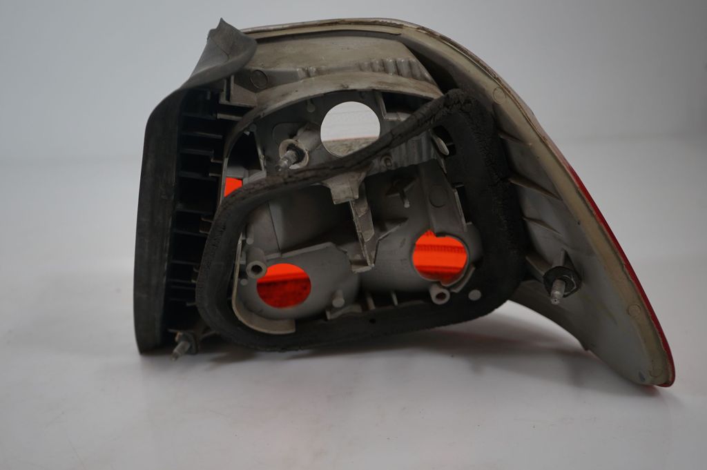 Rear/tail lights (7)