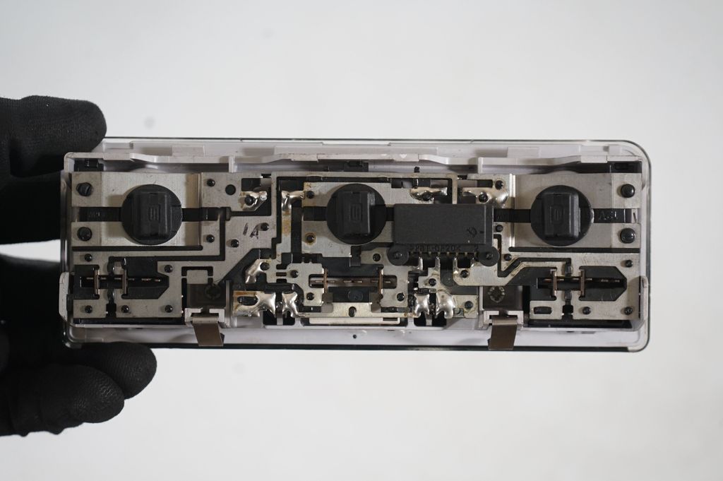 Front seat light (6)