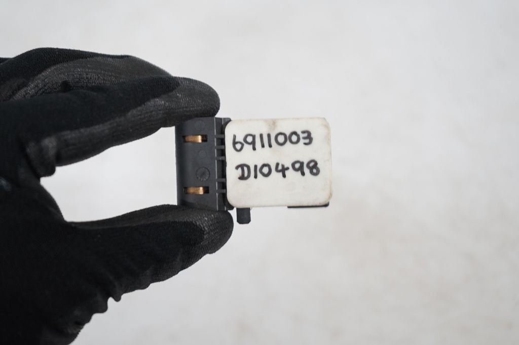 Airbag deployment crash/impact sensor (7)