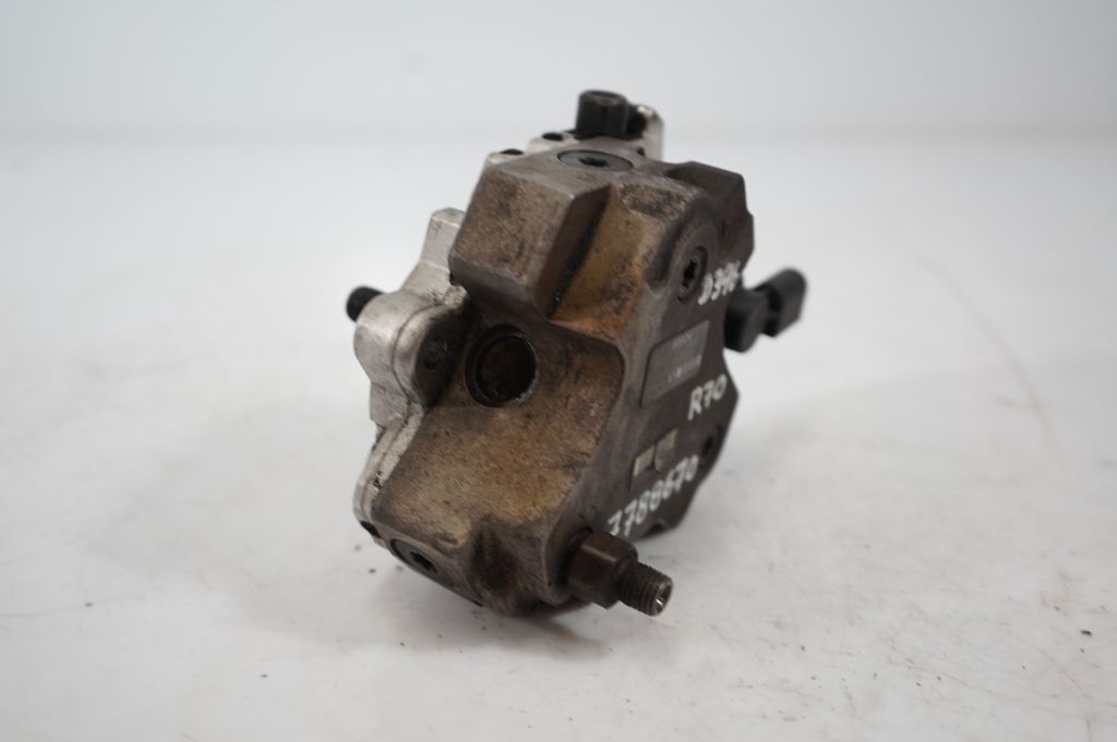 Fuel injection high pressure pump (7)