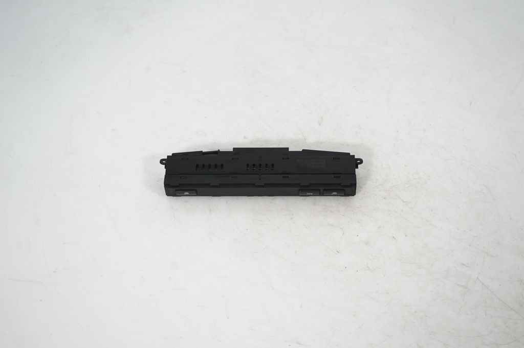 Seat heating switch (5)