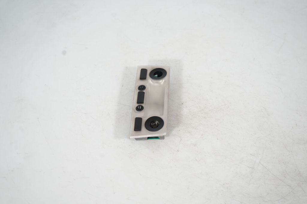 Front seat light (2)