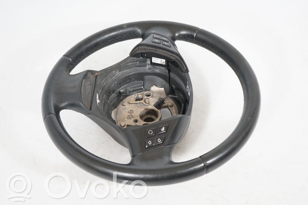 Rear door window regulator with motor (2)