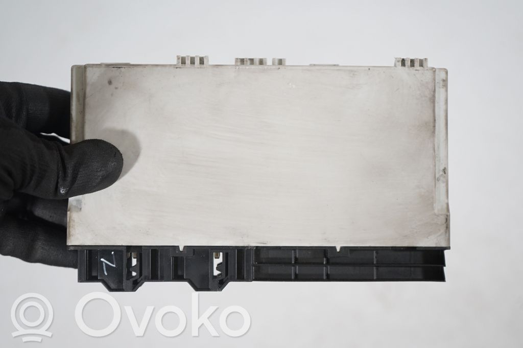 Seat control module (7)