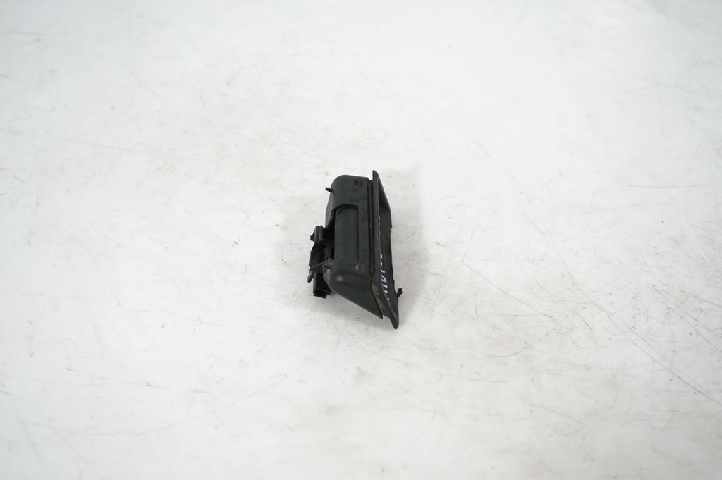 Tailgate/trunk/boot exterior handle (4)