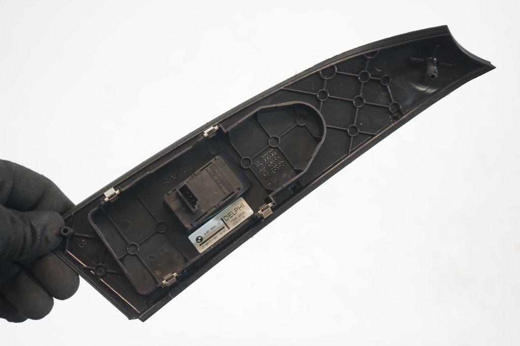 Electric window control switch (7)