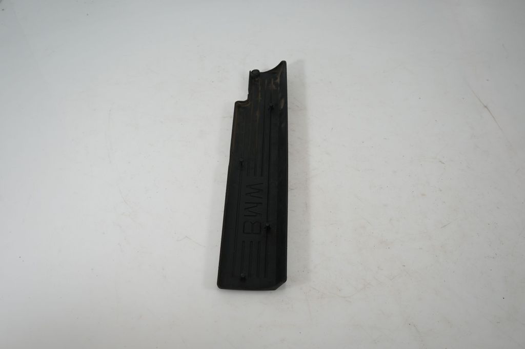 Engine cover (trim) (5)