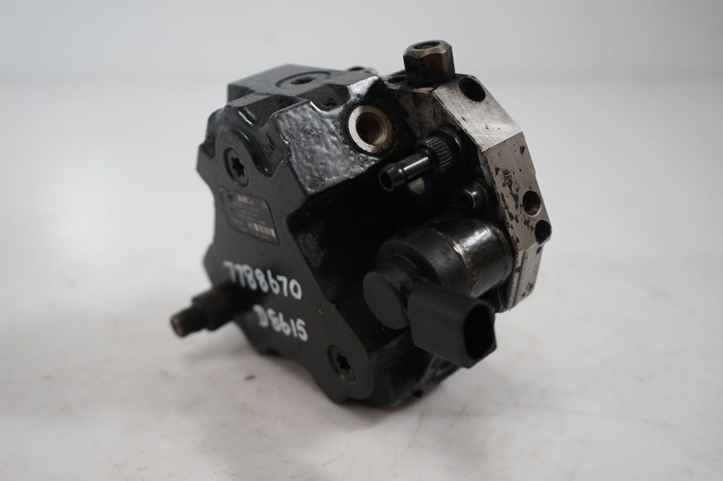 Fuel injection high pressure pump (8)