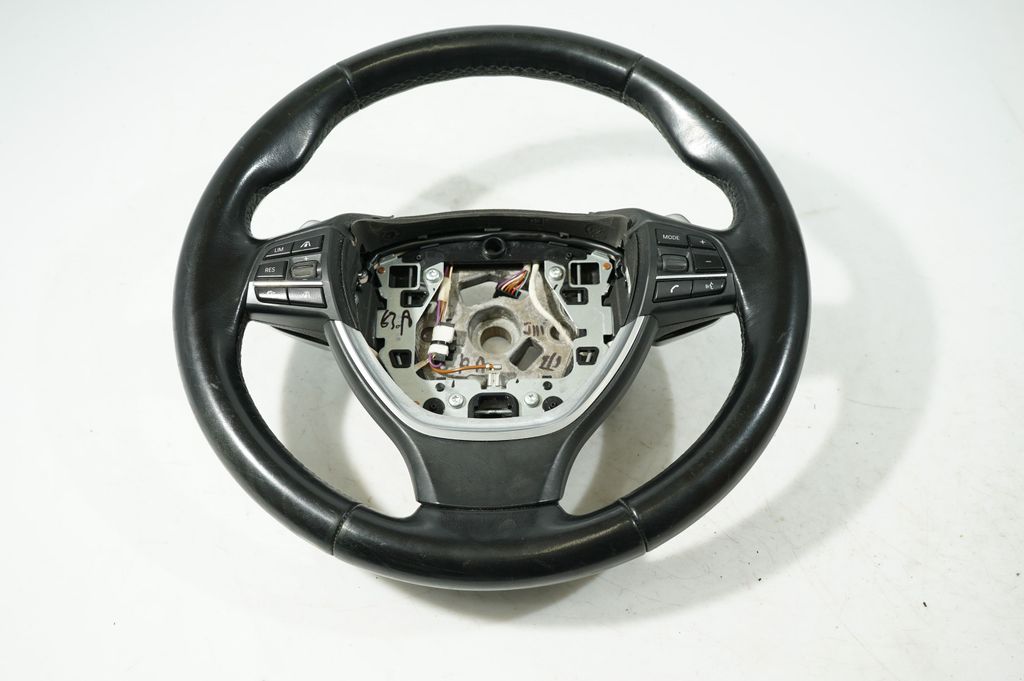 Brake pedal (5)