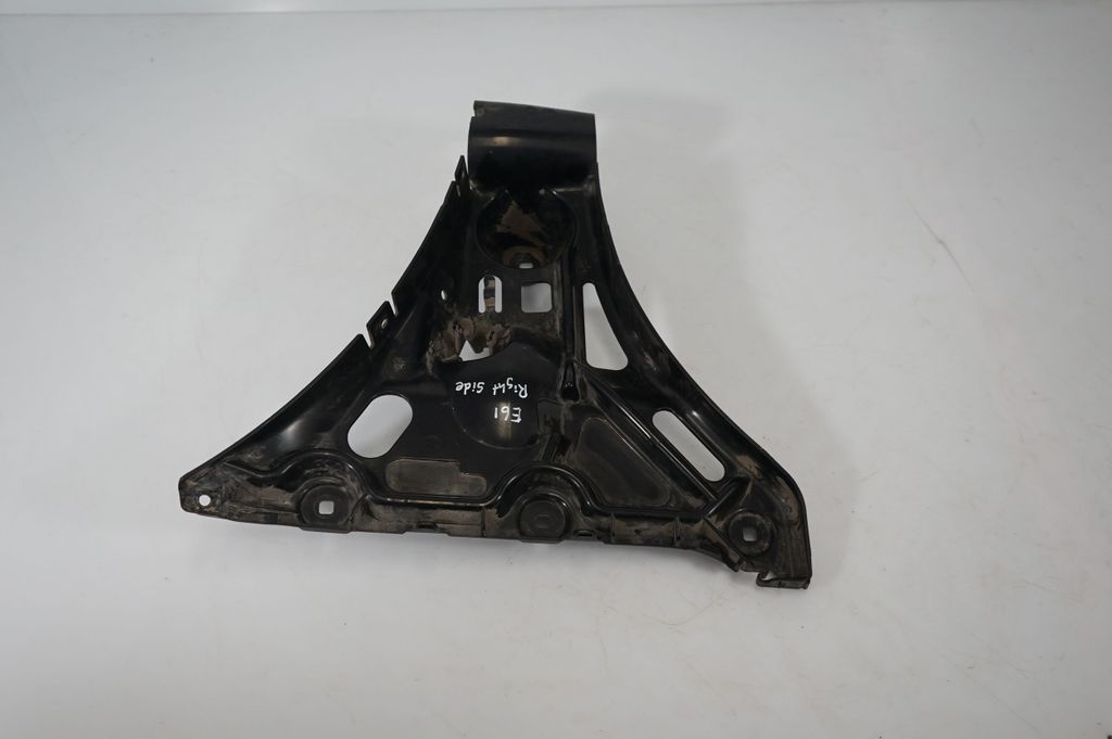 Rear bumper mounting bracket (3)