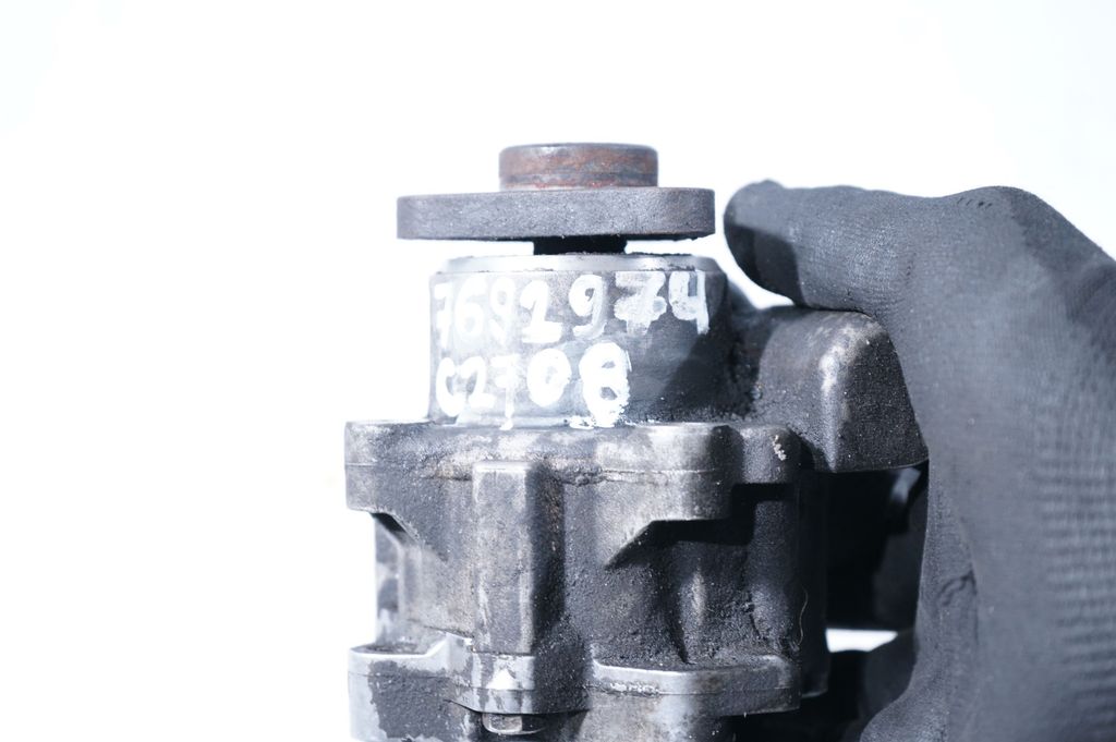 Power steering pump (7)
