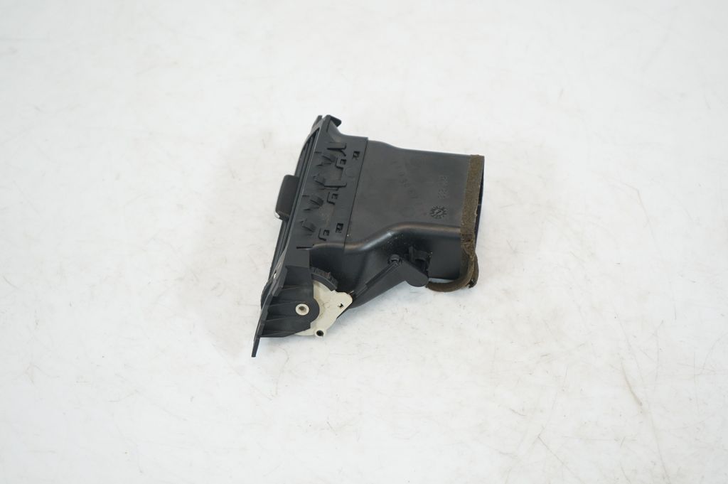 Dashboard side air vent grill/cover trim (2)