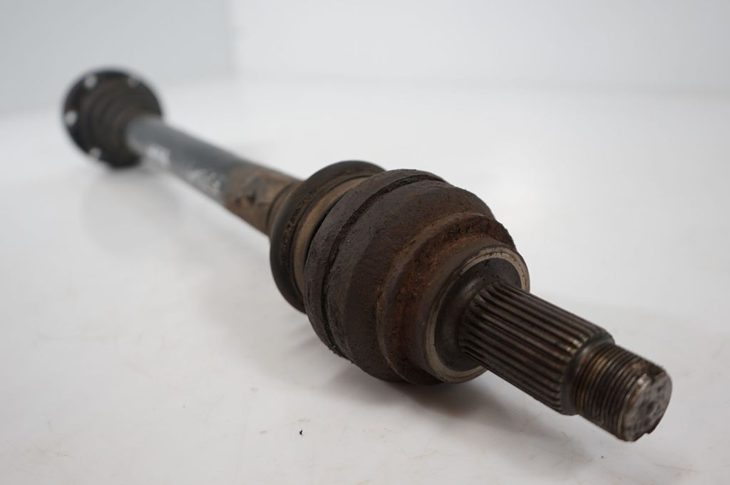 Rear driveshaft (5)