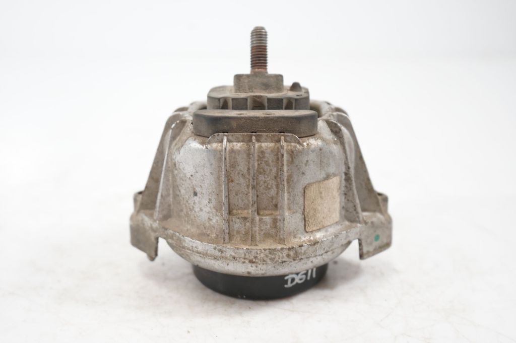 Engine mount bracket (4)