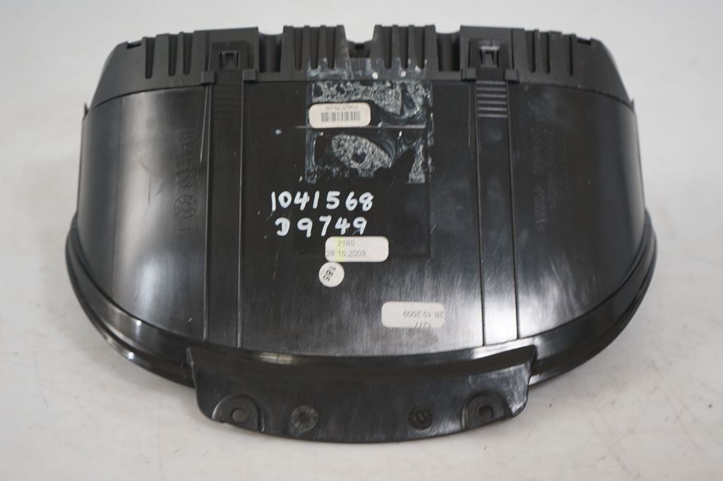 Speedometer (instrument cluster) (8)