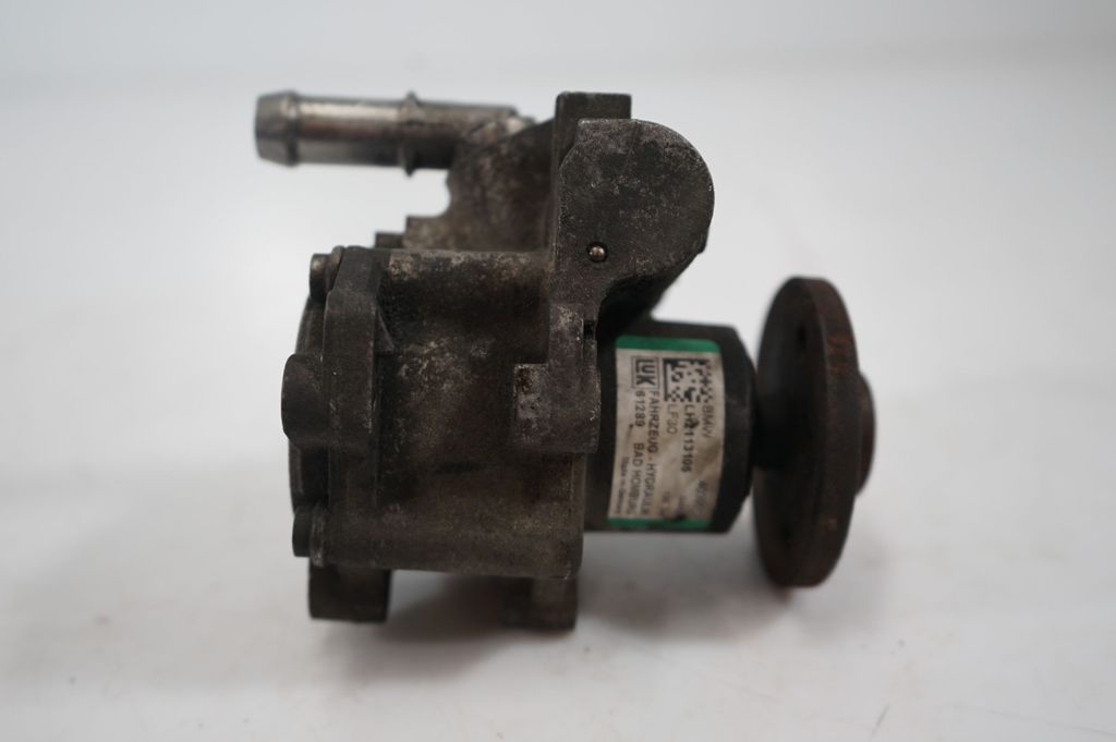Power steering pump (7)