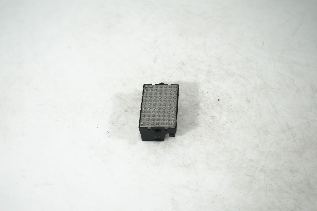 Heater blower motor/fan resistor (2)