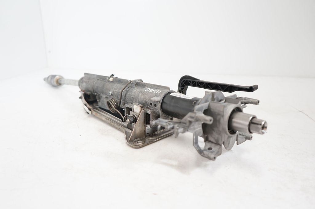 Steering wheel axle (6)