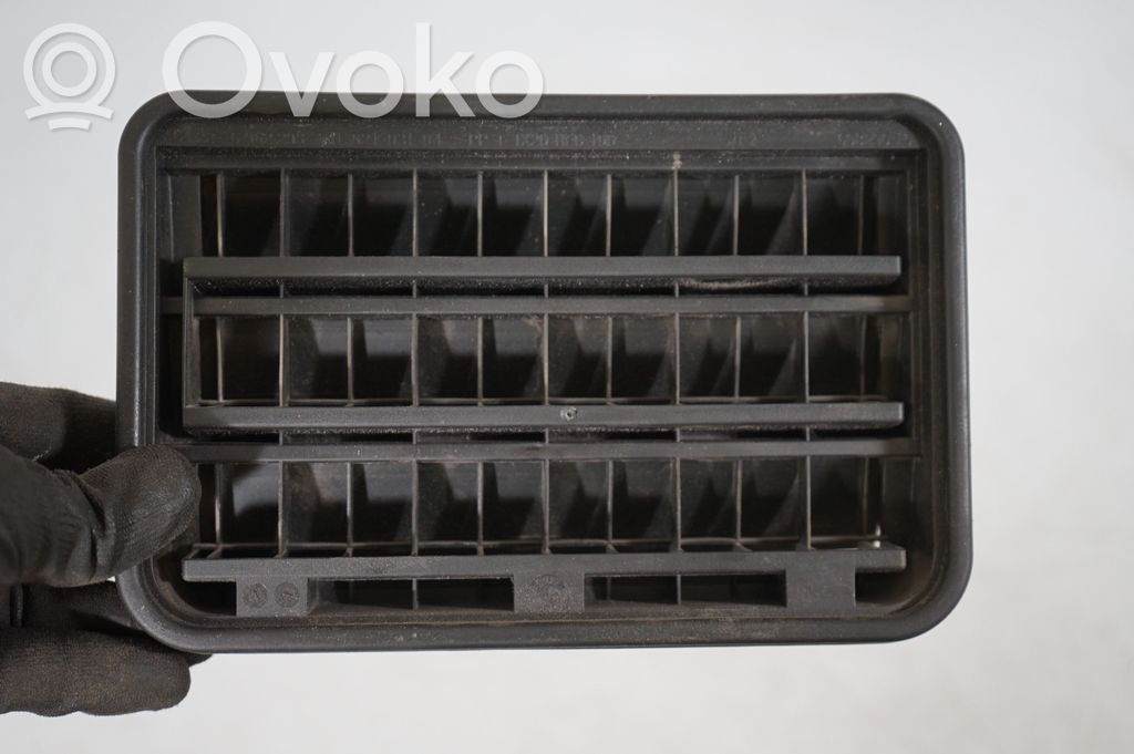 Quarter panel pressure vent (6)